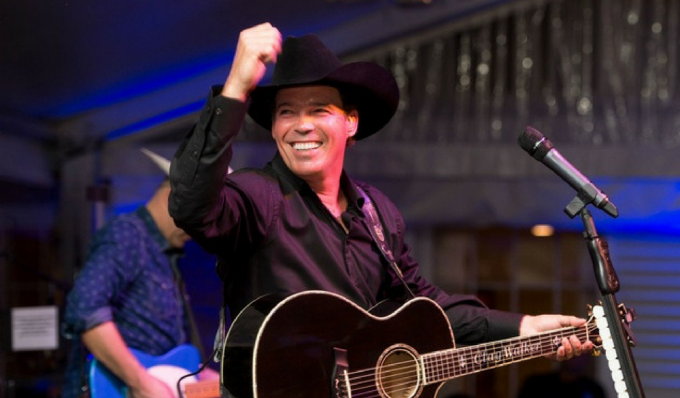 Clay Walker